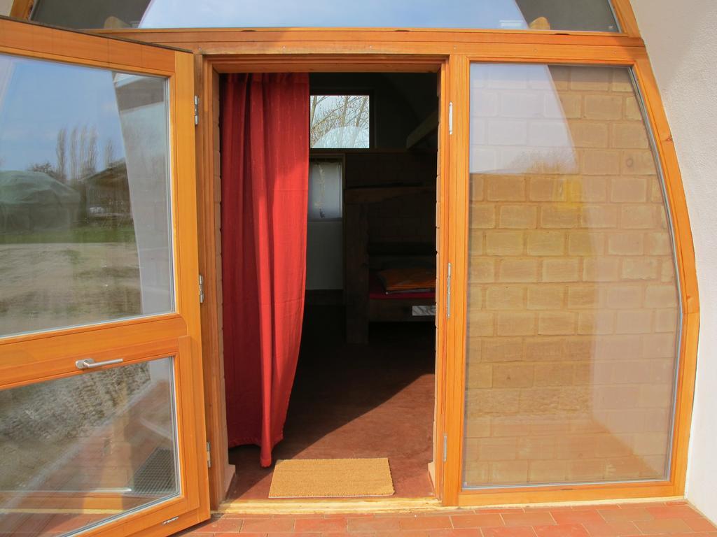 Gaestehaus Am Wangeliner Garten Bilik gambar